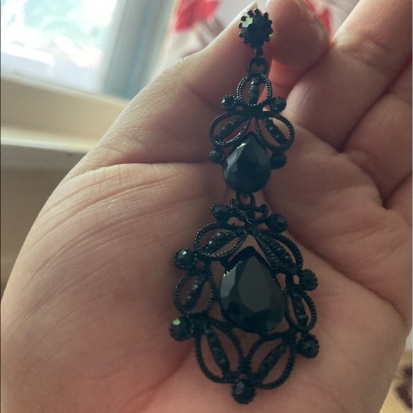 Black Chandelier Drop Earrings - Picture 3 of 4